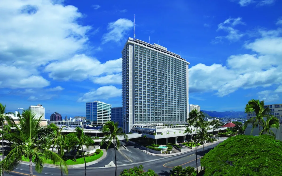 Ala Moana Hotel Hawaii Review