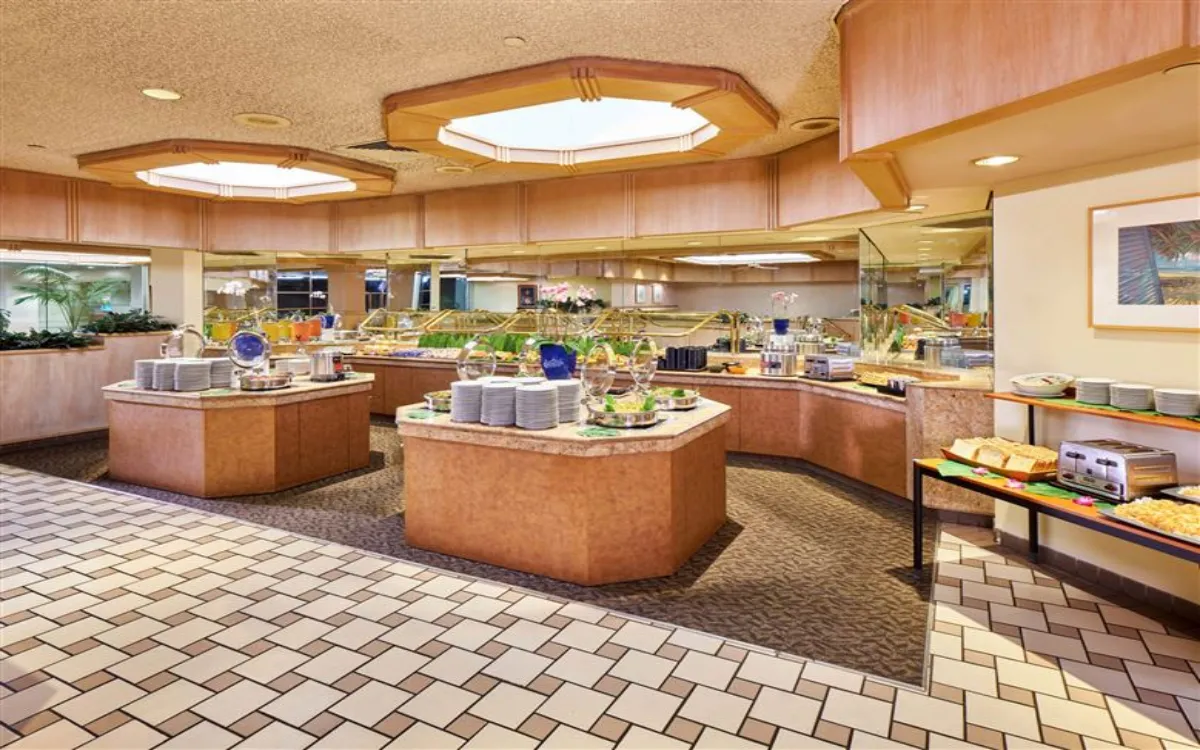 Ala-Moana-Hotel-Plantation-Cafe.t78016-fotor-20250811225721
