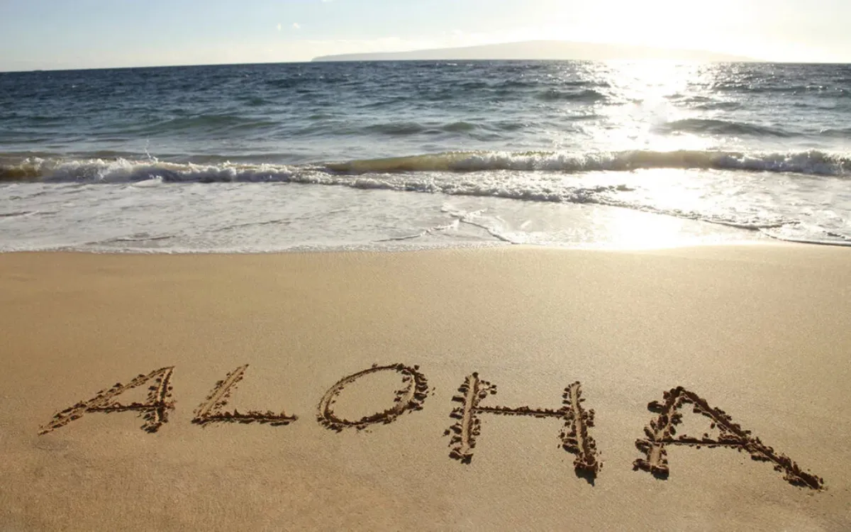 Aloha_Beach15797310529655-33927-1024x662-fotor-202508050171