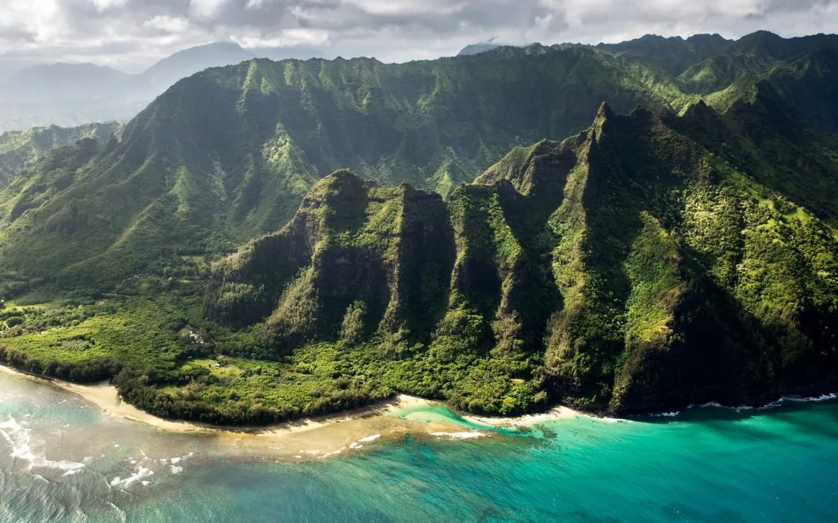 Discover the Wonders of 5 Hawaiian Islands For Kids