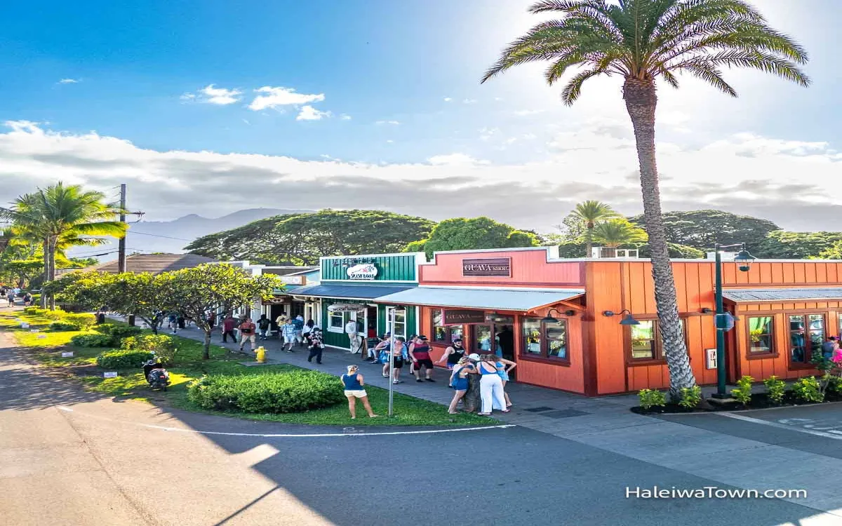 haleiwa-town-shops-fotor-202508101200
