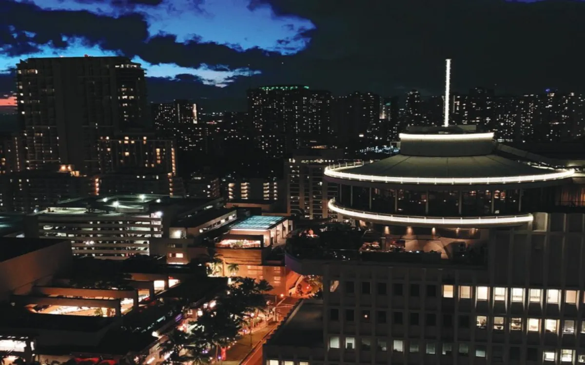 kalakaua-fotor-2025081303827