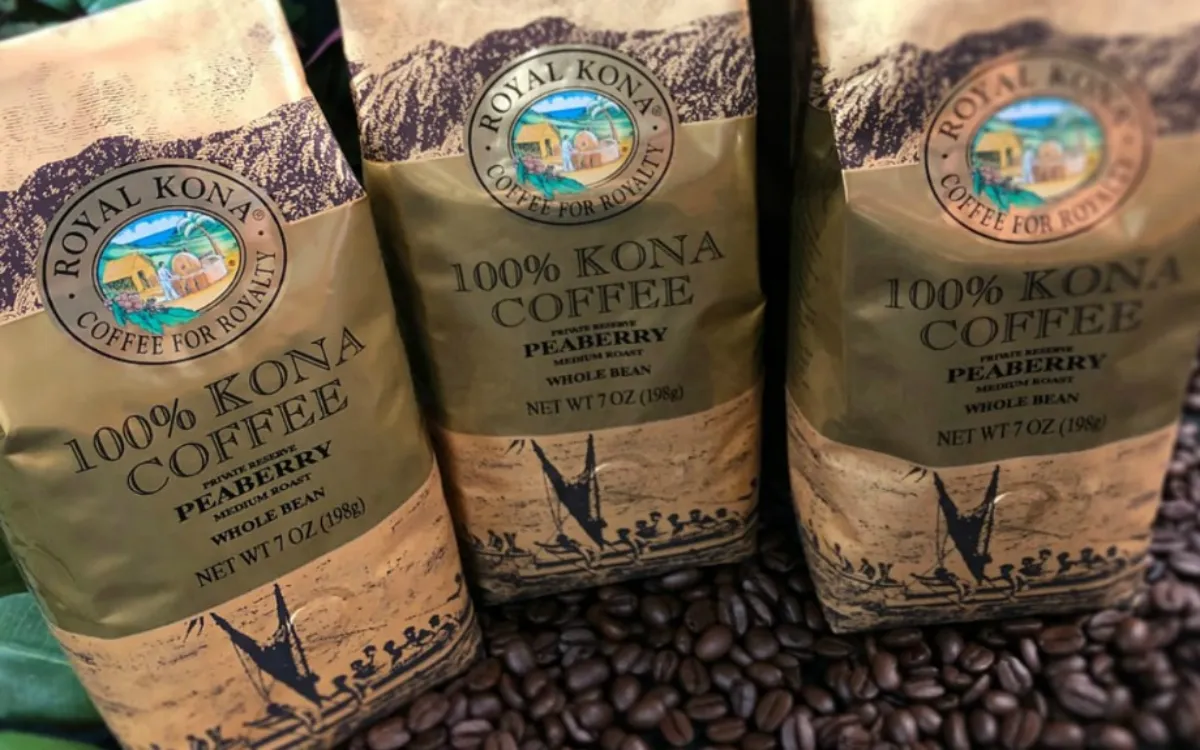 kona cafe-fotor-202508161579