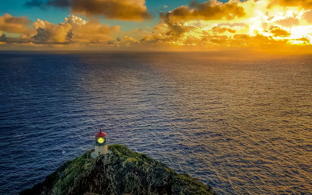 makapuulighthousegetty-fotor-202508133633