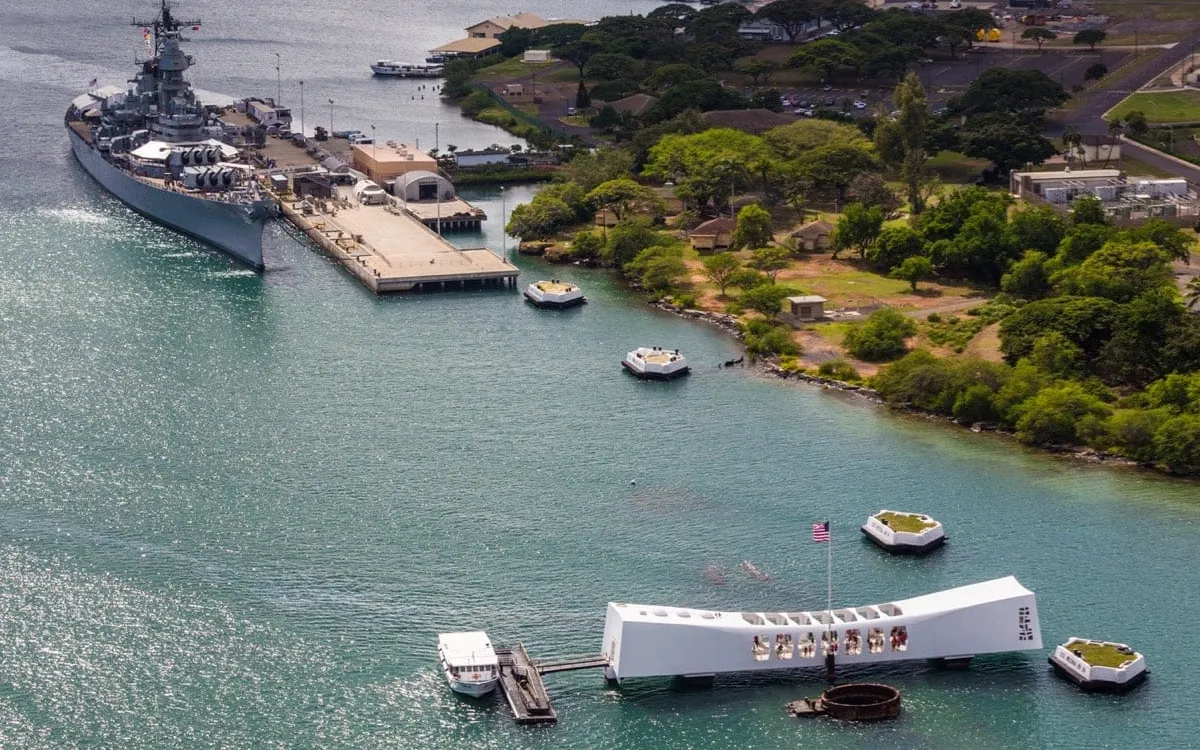 pearl-harbor-1-fotor-20250802215924