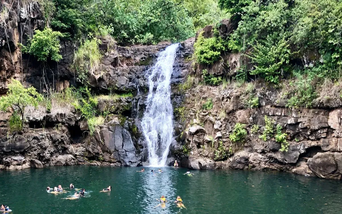 T1101WAIMEAVALLEYFALLS_TL_HR_ALT-fotor-2025081011918