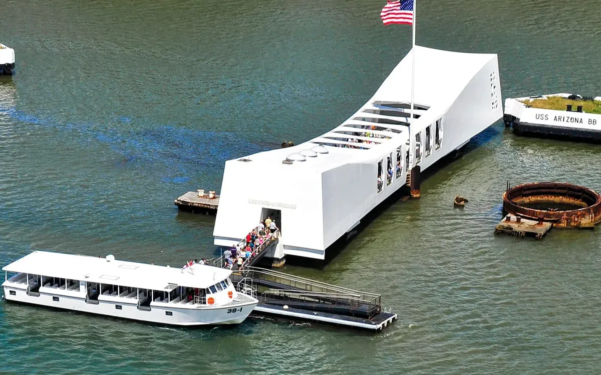 uss-fotor-2025073001037